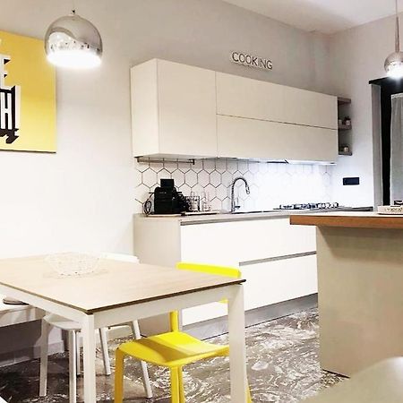 Bed&Coffee Napoli - Scarlatti Apartamento Exterior foto