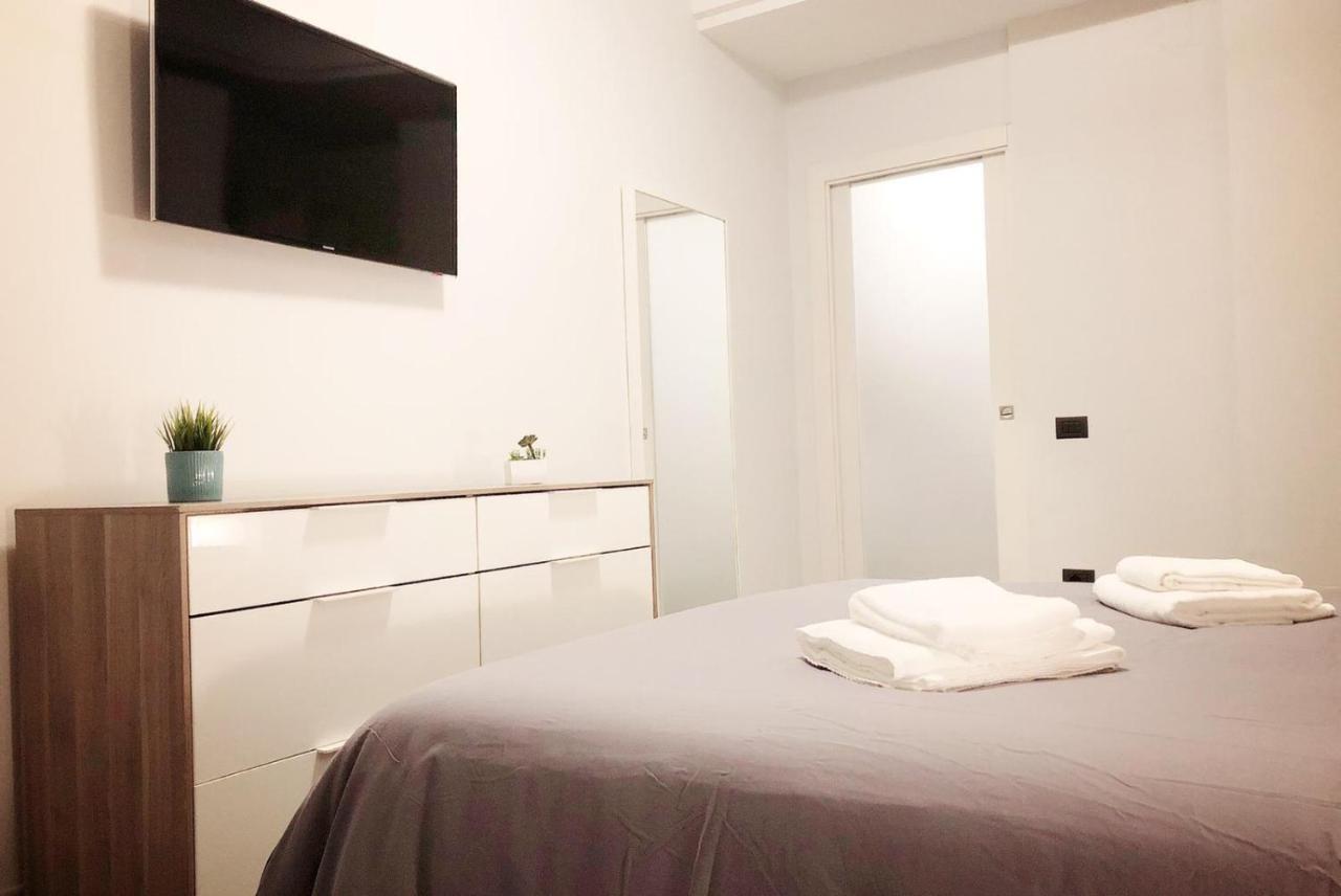 Bed&Coffee Napoli - Scarlatti Apartamento Exterior foto